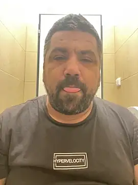 Snapshot of Alexander18edd chatting on September 29, 2025, 11:15 am Alexander18edd online show from September 29, 2025, 11:15 am