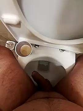 Snapshot of Alexander18edd chatting on October 13, 2025, 12:27 pm Alexander18edd online show from October 13, 2025, 12:27 pm