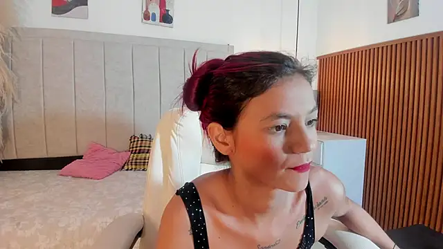 Snapshot of gime_lara chatting on May 21, 2026, 12:56 pm gime lara online show from May 21, 2026, 12:56 pm
