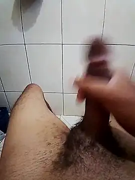 joaomg10 online show from November 11, 2025, 1:11 pm