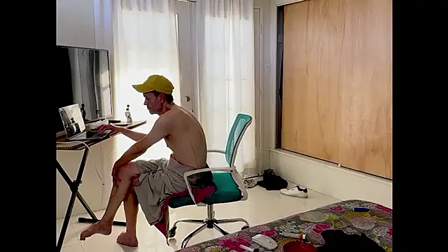 webtonight online show from February 25, 2025, 10:18 pm