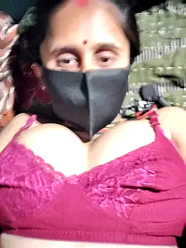 Divya Chandok online show from February 9, 2026, 3:38 pm