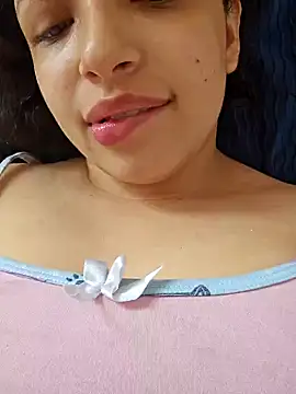 Snapshot of SexyLilyXO chatting on February 27, 2025, 5:47 pm SexyLilyXO online show from February 27, 2025, 5:47 pm