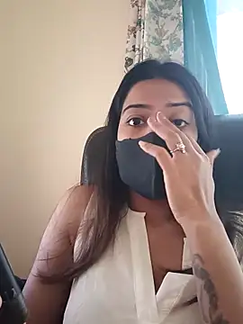 Snapshot of CRAZY__BITE chatting on February 5, 2026, 9:47 am CRAZY BITE online show from February 5, 2026, 9:47 am