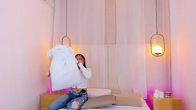 Haily b online show from March 28, 2026, 7:46 pm