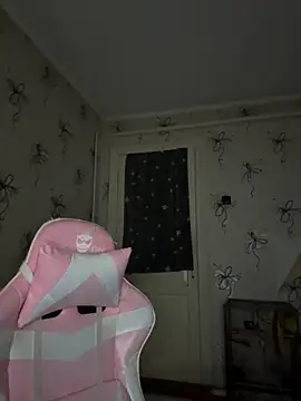 MrrKate online show from November 22, 2025, 1:37 am