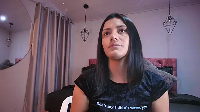 miaoconell online show from November 6, 2025, 8:43 pm