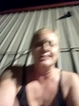 Snapshot of wetnwildforyou chatting on September 10, 2025, 3:50 am wetnwildforyou online show from September 10, 2025, 3:50 am