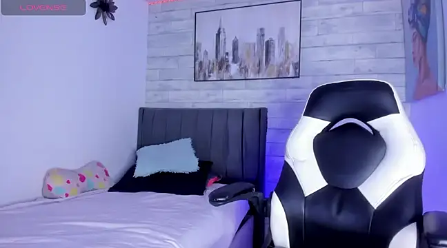 Aida princess online show from March 12, 2025, 11:33 pm