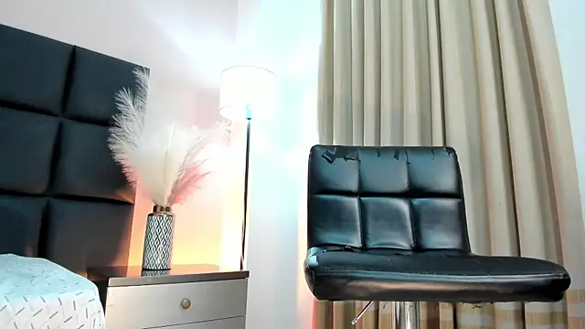 SeleneLujan online show from January 6, 2026, 11:58 am