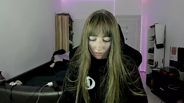 bekkawell online show from September 29, 2025, 2:00 pm