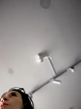 Mila LS online show from October 26, 2025, 12:55 pm