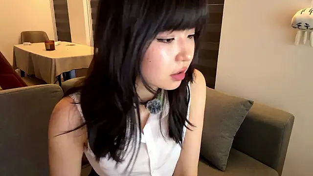 melana love online show from March 24, 2026, 11:15 am