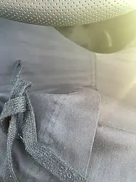 Snapshot of Smallcoco26 chatting on March 18, 2025, 3:21 pm Smallcoco26 online show from March 18, 2025, 3:21 pm