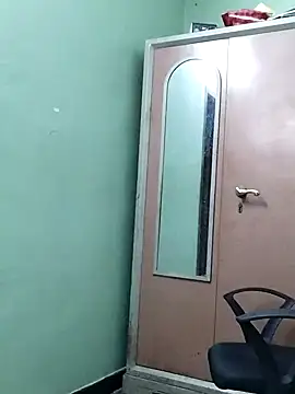 abinaya26 online show from April 14, 2026, 7:42 pm