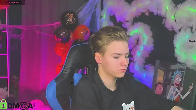 Jean Wilsons online show from November 2, 2025, 11:12 am