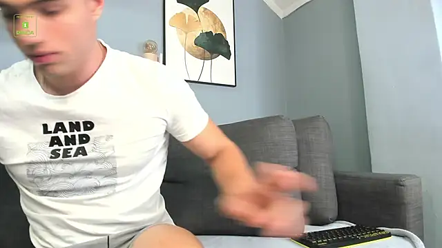 Kyle Baker online show from September 21, 2025, 5:20 am