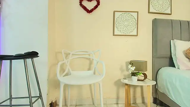 mary cute9 online show from March 21, 2026, 11:59 am