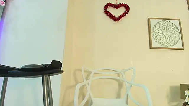 mary cute9 online show from March 24, 2026, 12:21 pm