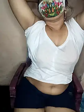 Snapshot of Bagi-Sexy chatting on March 14, 2025, 6:39 pm Bagi-Sexy online show from March 14, 2025, 6:39 pm