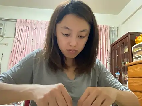 ladypaggy online show from March 11, 2025, 3:02 pm