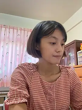 ladypaggy online show from October 13, 2025, 6:13 am