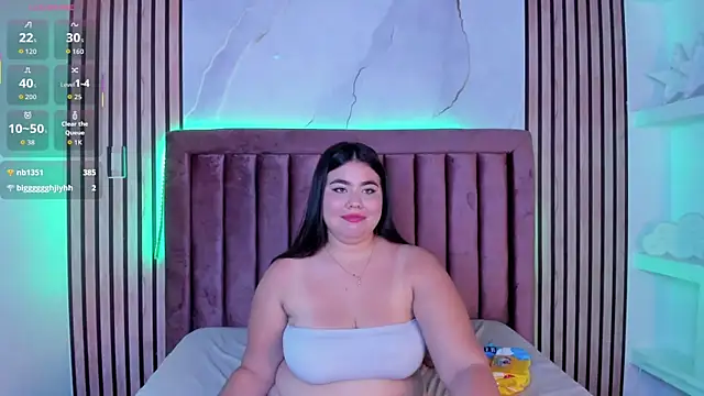 Snapshot of MadissonLee__ chatting on September 25, 2025, 10:24 pm MadissonLee online show from September 25, 2025, 10:24 pm