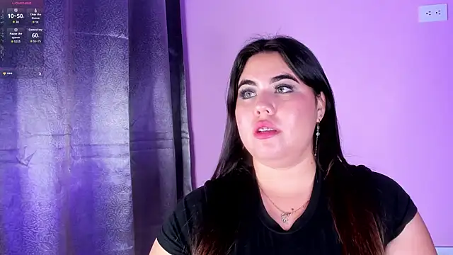 Snapshot of MadissonLee__ chatting on October 8, 2025, 7:11 pm MadissonLee online show from October 8, 2025, 7:11 pm