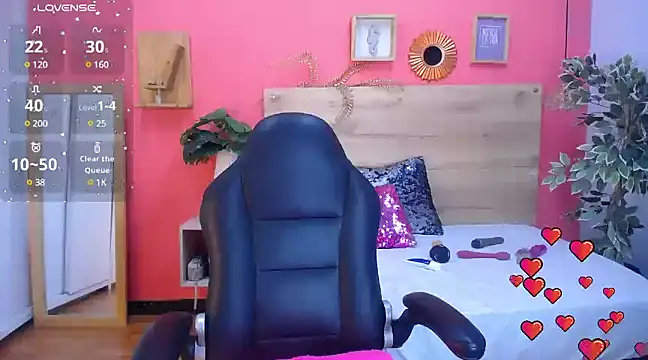 yessila parker online show from March 7, 2025, 5:40 am