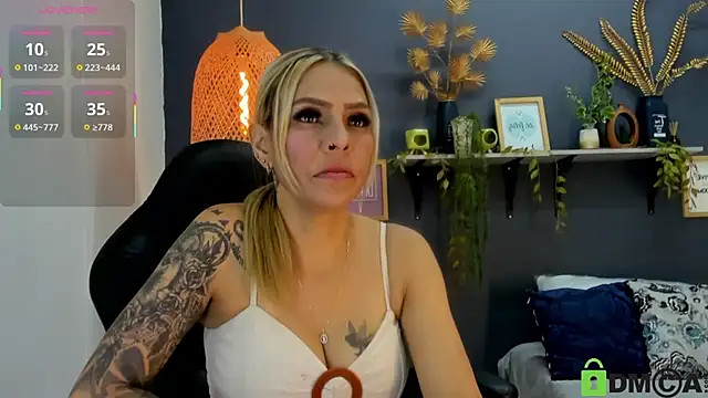 yessila parker online show from November 12, 2025, 2:34 am