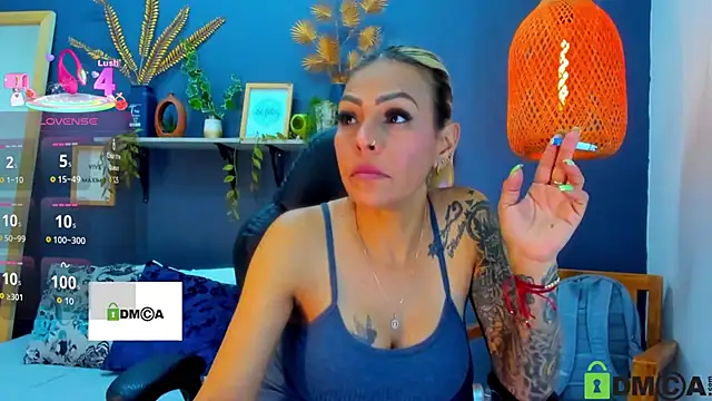 yessila parker online show from November 30, 2025, 1:53 am