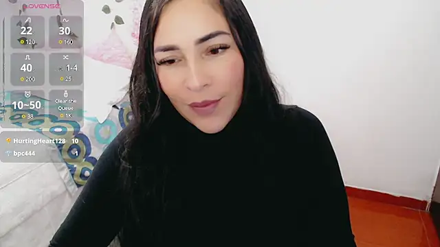 Snapshot of luna_lgomez_ chatting on March 20, 2025, 11:16 am luna lgomez  online show from March 20, 2025, 11:16 am