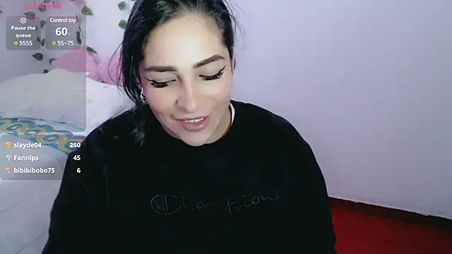 Snapshot of luna_lgomez_ chatting on March 21, 2025, 2:18 pm luna lgomez  online show from March 21, 2025, 2:18 pm