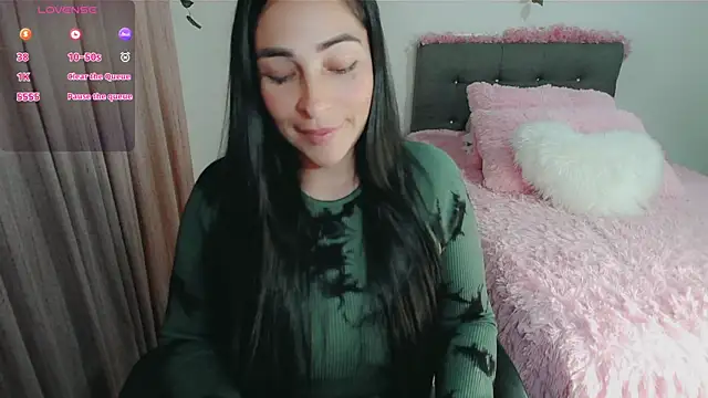 Snapshot of luna_lgomez_ chatting on October 28, 2025, 1:42 am luna lgomez  online show from October 28, 2025, 1:42 am