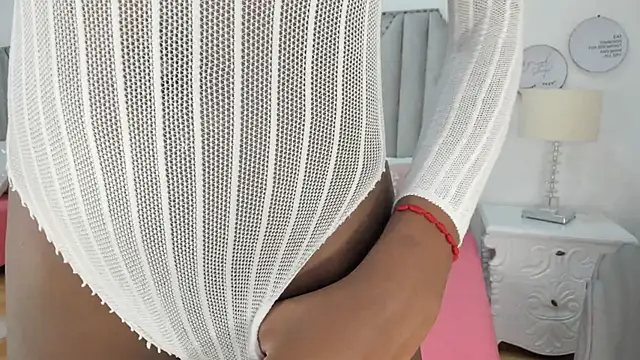 Snapshot of SamantaMarquez chatting on November 4, 2025, 7:57 pm SamantaMarquez online show from November 4, 2025, 7:57 pm