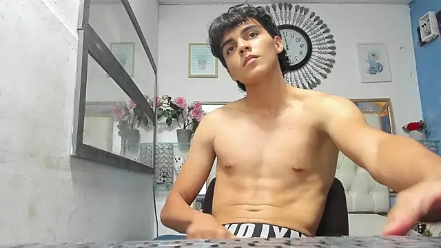 Snapshot of heiker_ chatting on March 16, 2025, 1:17 am heiker  online show from March 16, 2025, 1:17 am