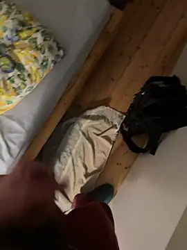 xy monkeyBigCock online show from March 18, 2025, 2:58 am