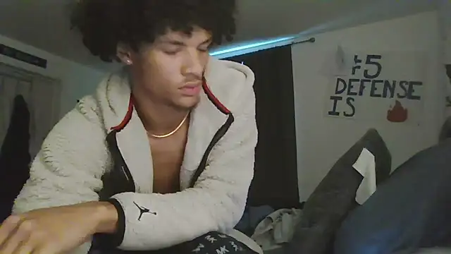 Snapshot of greg0516 chatting on October 29, 2025, 6:31 pm greg0516 online show from October 29, 2025, 6:31 pm