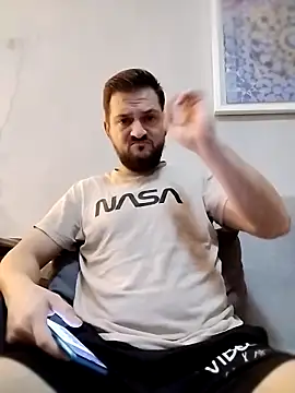 iurinicola online show from February 4, 2026, 6:36 pm