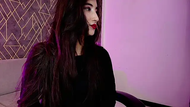 Tahara Romanov online show from April 16, 2026, 4:41 pm