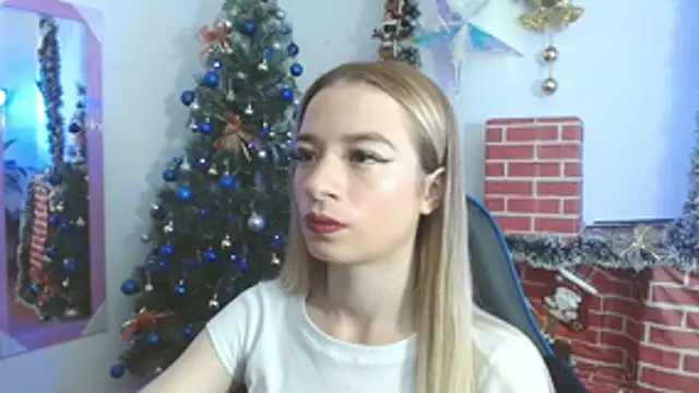 hannah 026 online show from December 23, 2025, 10:02 am