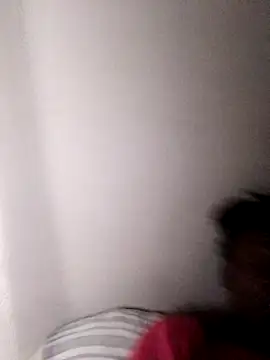 Snapshot of menzix96 chatting on November 18, 2025, 12:49 am menzix96 online show from November 18, 2025, 12:49 am