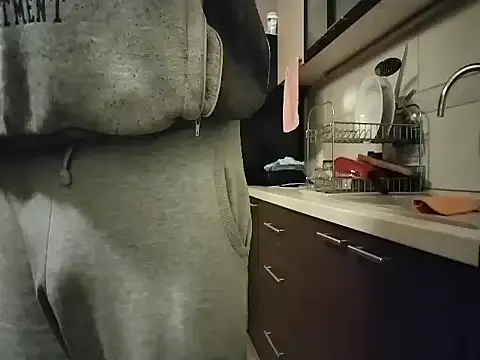 Snapshot of Snajperbaba chatting on February 6, 2026, 5:49 pm Snajperbaba online show from February 6, 2026, 5:49 pm