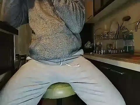 Snapshot of Snajperbaba chatting on February 20, 2026, 5:57 pm Snajperbaba online show from February 20, 2026, 5:57 pm