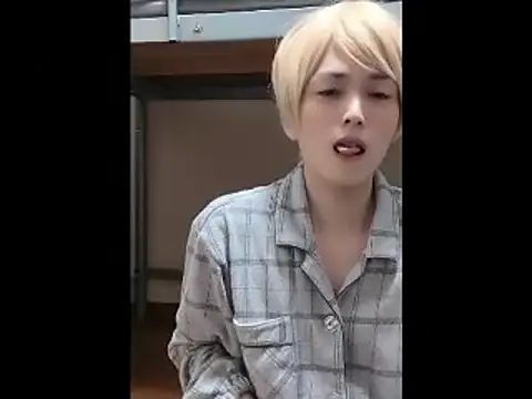 mgnhiroyuki online show from November 12, 2025, 3:40 am