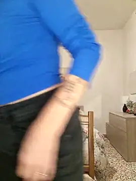 Snapshot of Gattina74 chatting on October 20, 2025, 7:14 pm Gattina74 online show from October 20, 2025, 7:14 pm