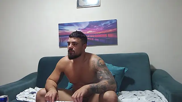 Tiberius hunk online show from September 26, 2025, 5:50 pm