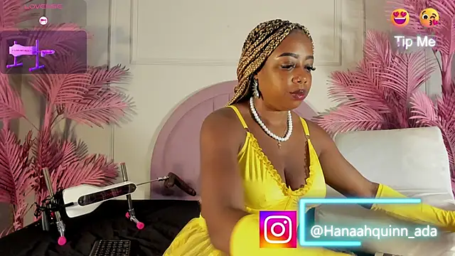 Snapshot of Hanaahquinn chatting on February 21, 2026, 11:44 am Hanaahquinn online show from February 21, 2026, 11:44 am