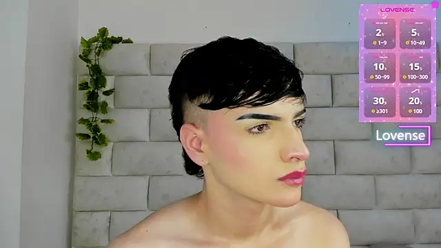 Dylan Turnerr online show from March 11, 2025, 10:51 am