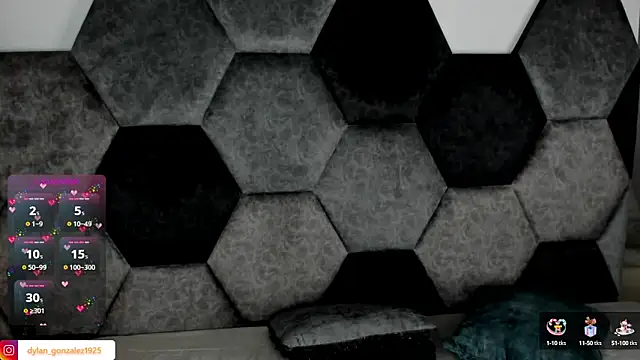 Dylan Turnerr online show from October 2, 2025, 9:44 pm